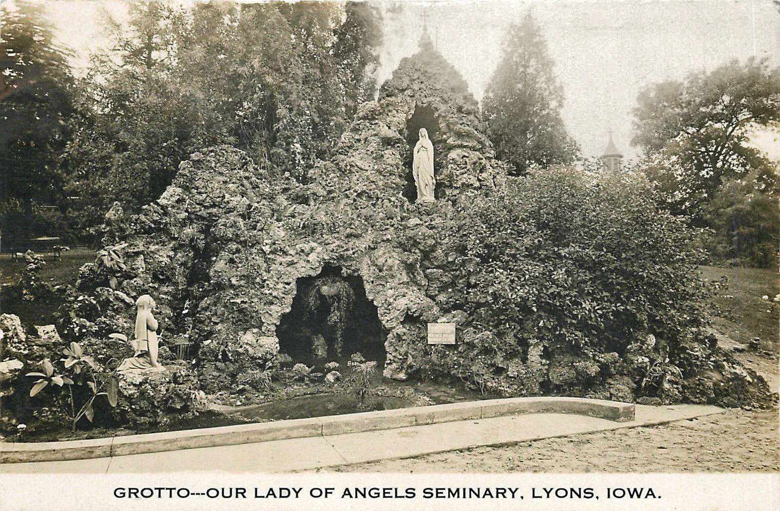 Lyons, IA: Our Lady of Angels Seminary